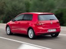 VW Golf 7 › красного цвета