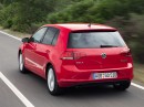 VW Golf VII › красного цвета вид сзади