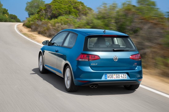 Volkswagen Golf VII синий