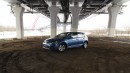 Volkswagen Golf 7 Comfortline в цвете Pacific Blue вид сбоку