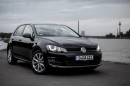 VW Golf 7 цвет кузова Black Arrow